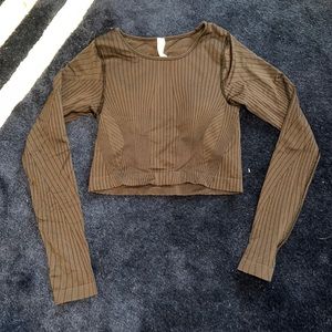 Lululemon Long Sleeve with Built in Bra - LIKE NEW